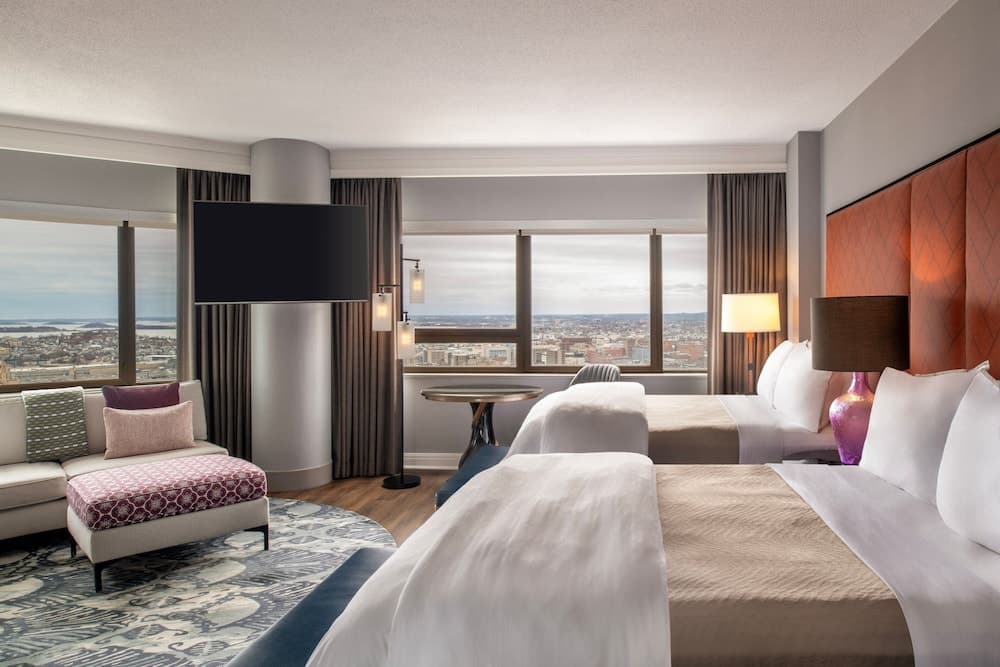 Studio Suite, 2 Queen Beds, City View, Corner