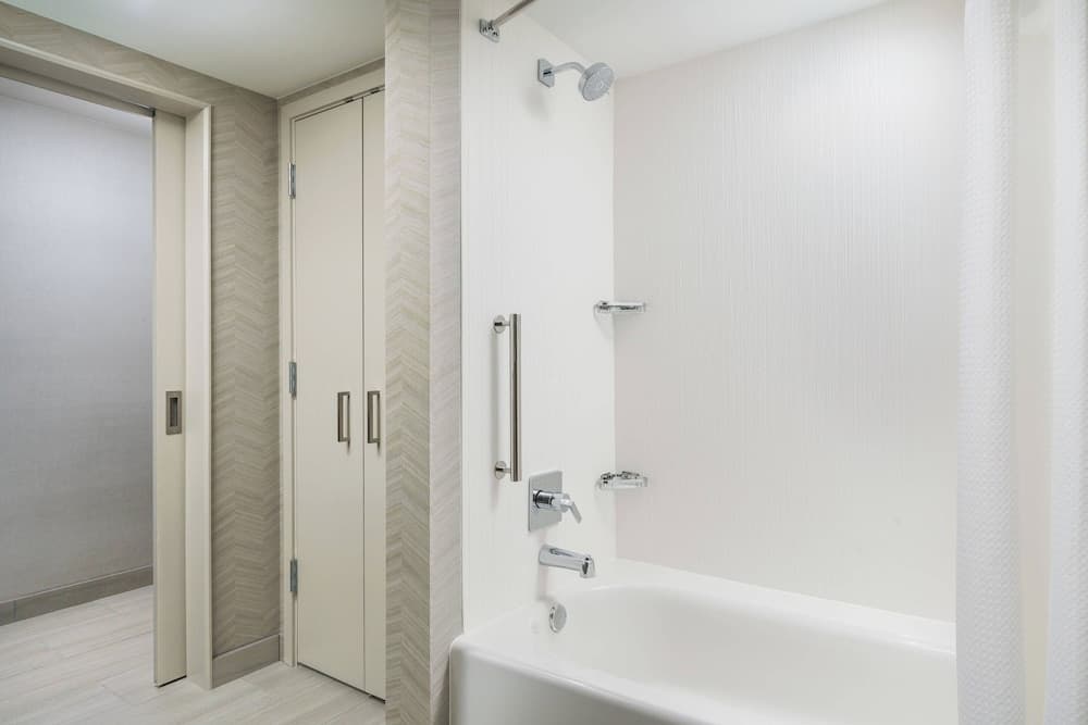 Room, 2 Queen Beds