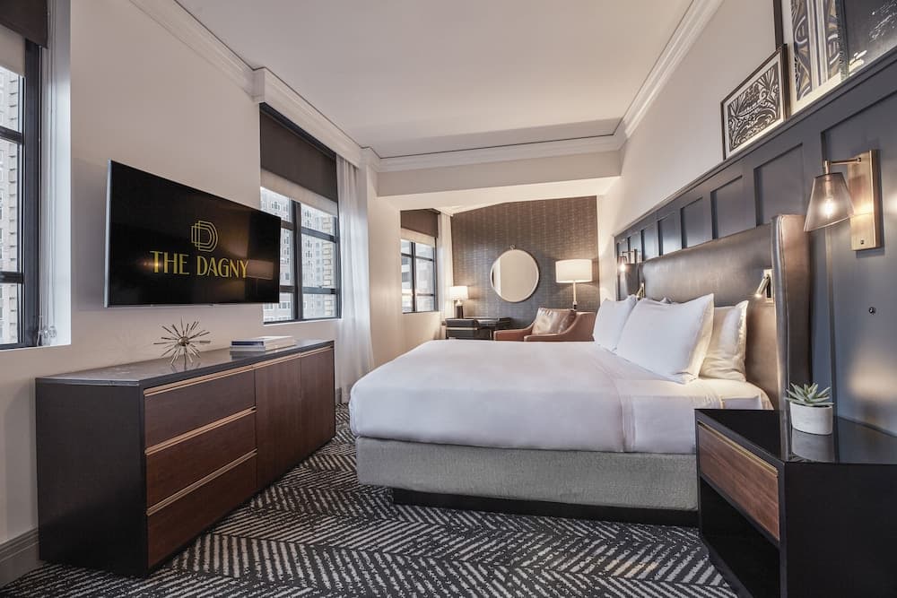 Superior Room, 1 King Bed