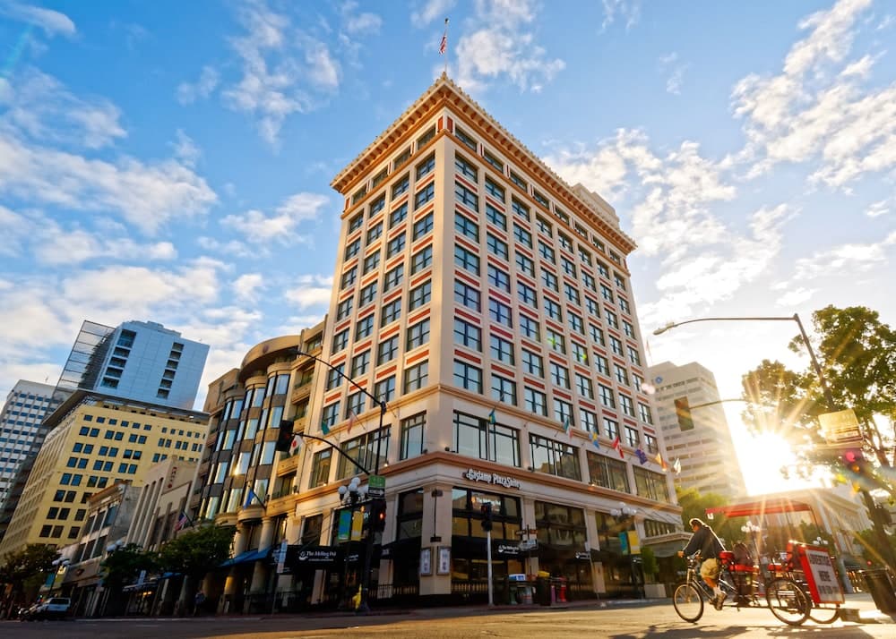 Gaslamp Plaza Suites photo