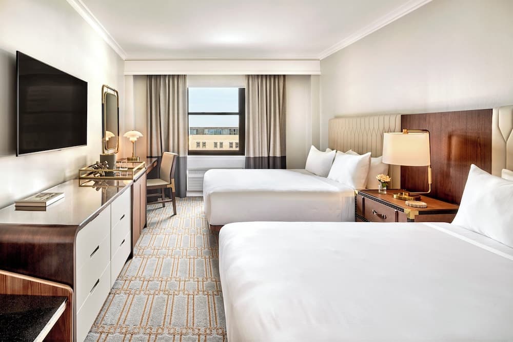 Deluxe Room, 2 Queen Beds