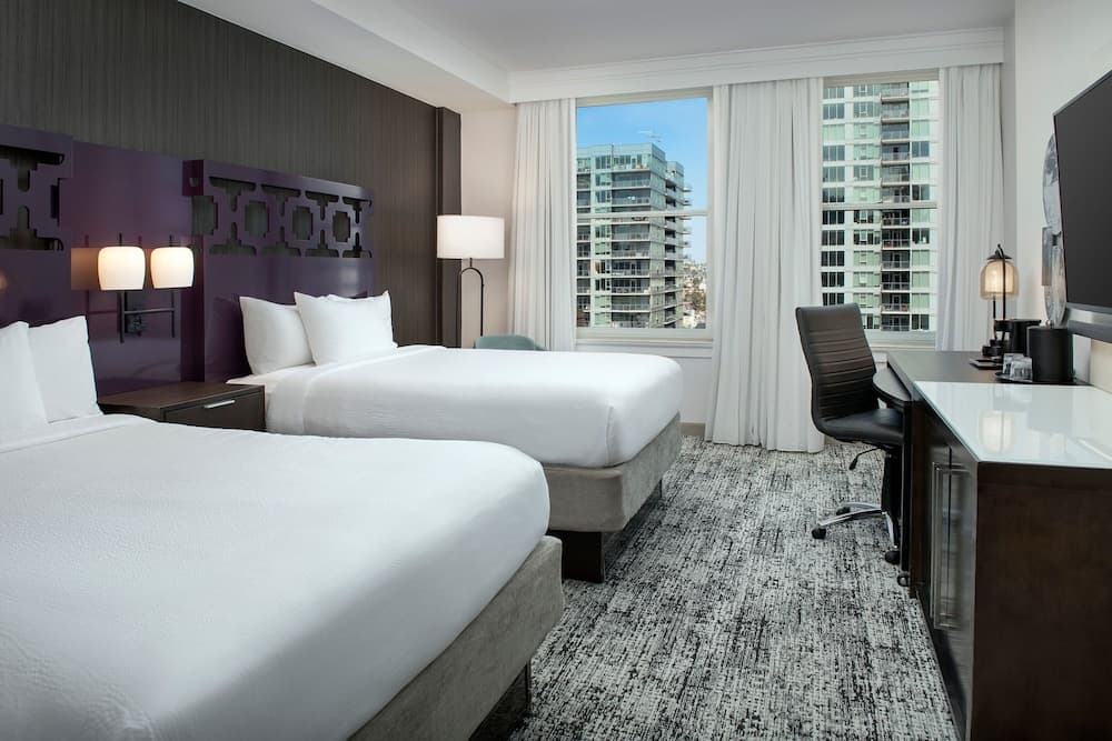Room, 2 Queen Beds (High Floor)