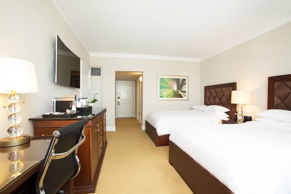 Concierge Level, Guest Room, 2 double