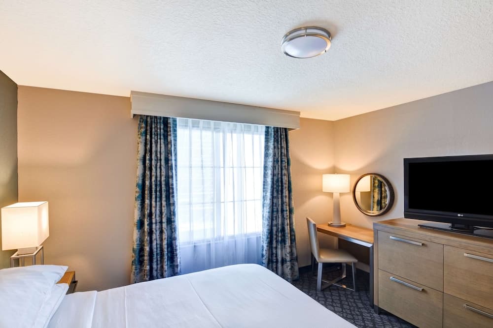 Premier Suite, 1 King Bed, Non Smoking