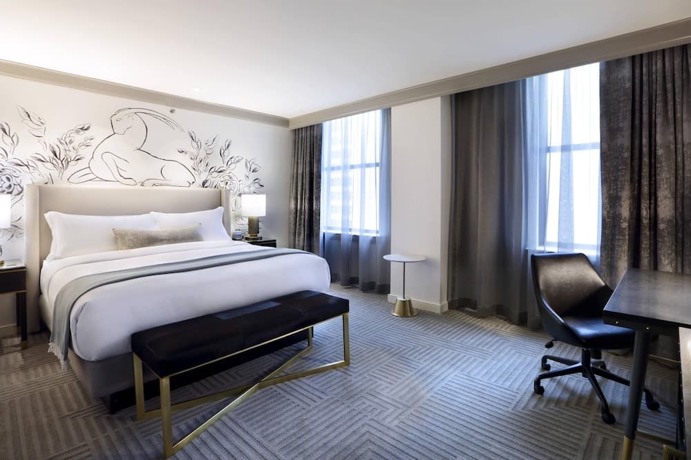 Superior Room, 1 King Bed