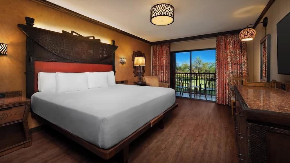 2 Bedroom Suite - Club Level Access