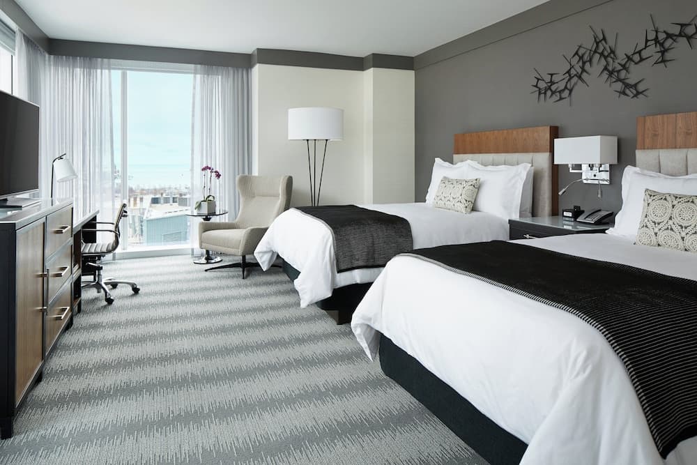 Grand Room, 2 Queen Beds, Corner