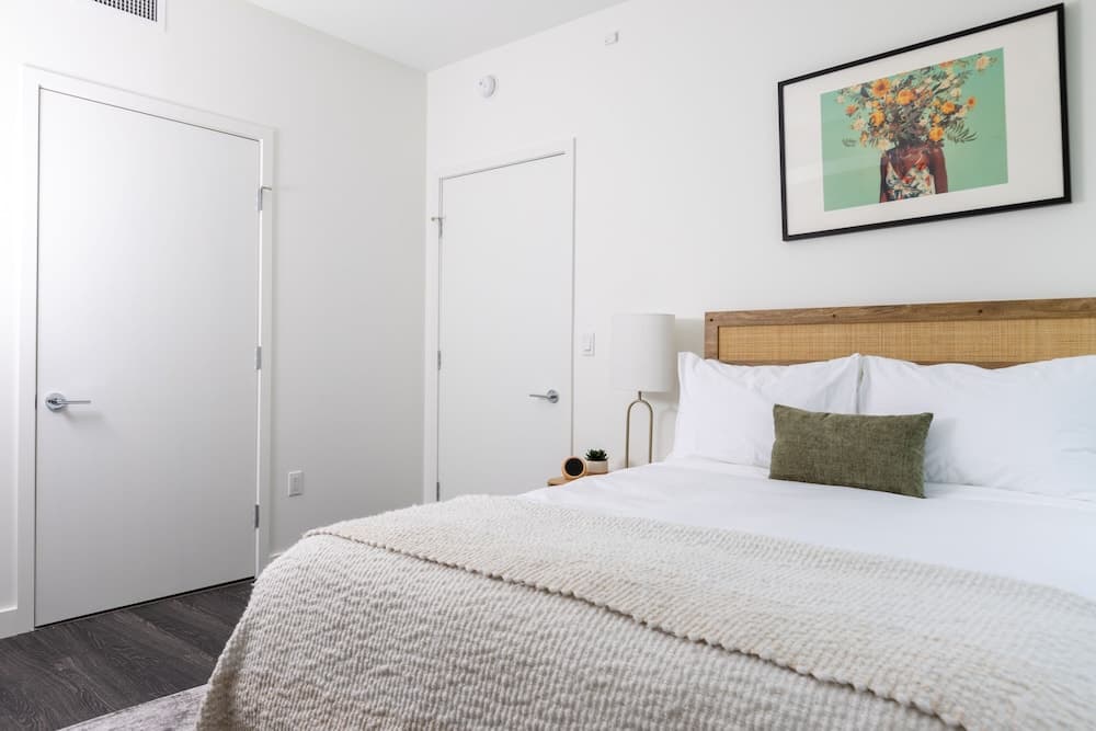 One Bedroom Accessible (Self Check-in with Virtual Front Desk)