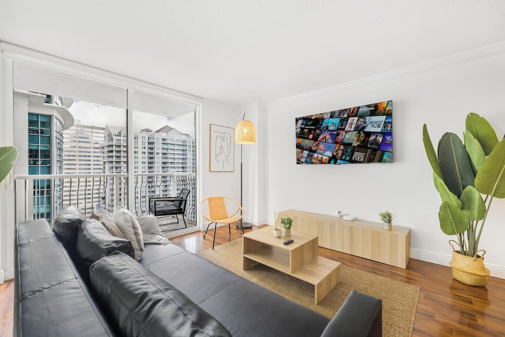 Condo, 2 Bedrooms, City View
