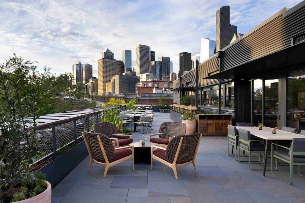 Populus Seattle photo