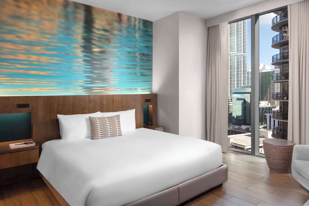 Jr. Residence Suite
