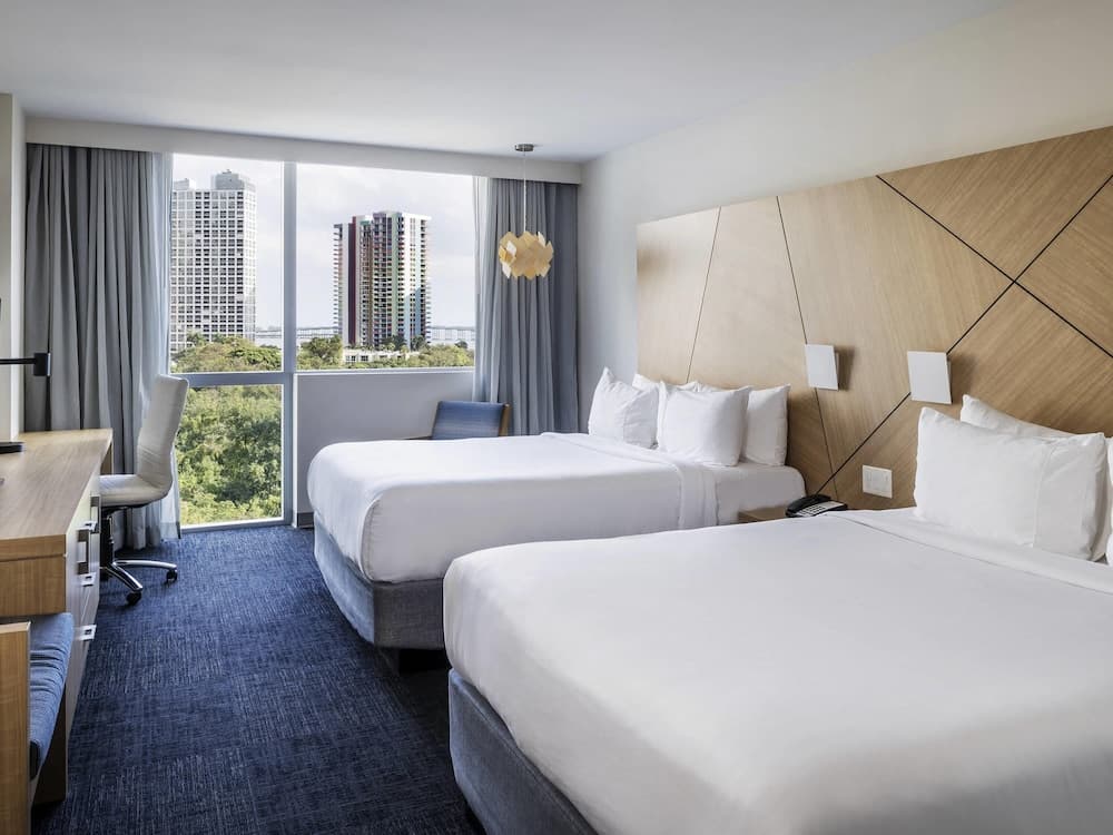 Superior Room, 2 Queen Beds, Bay View