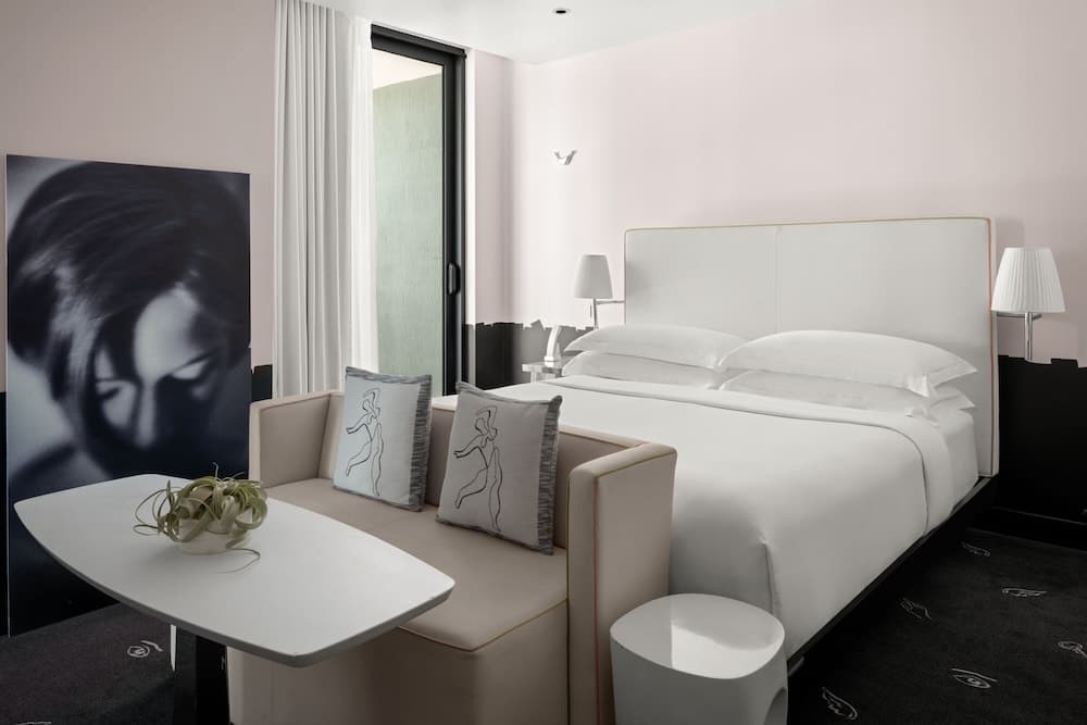Presidential Suite, 2 Bedrooms, Non Smoking, City View (Balcony)