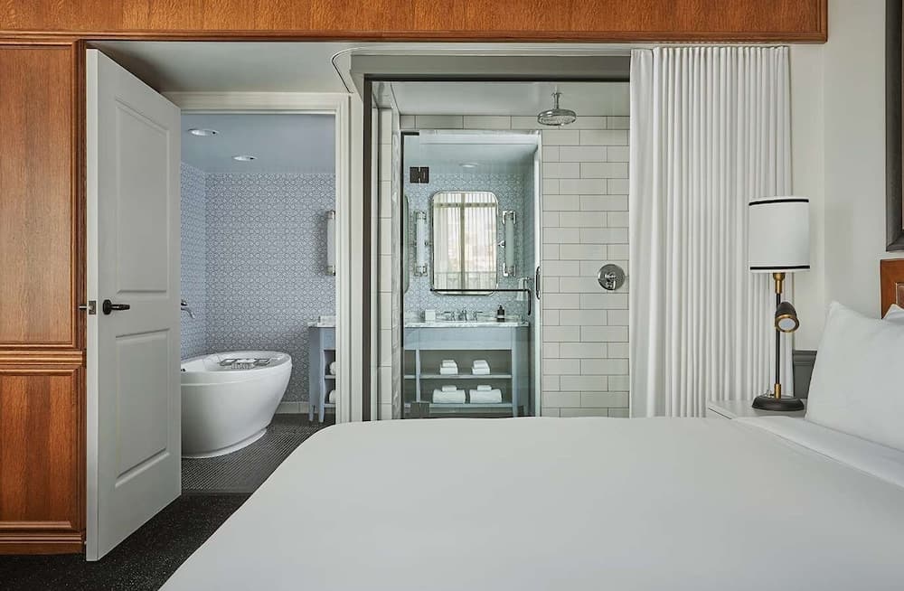 Studio Two Bedroom King Suite