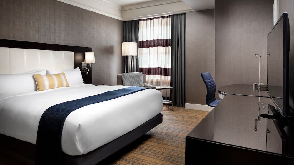 Standard Room, 1 King Bed