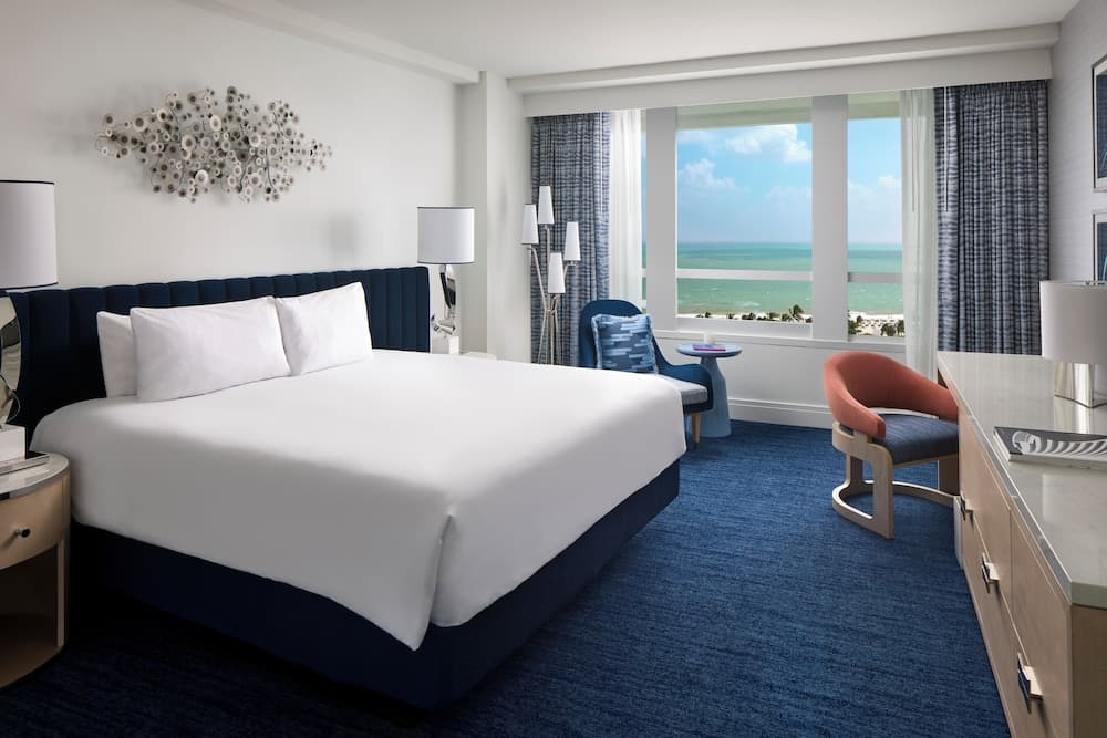 Ocean View Room 1 King Bed