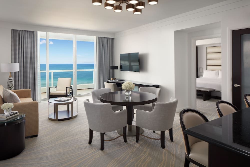 Suite, 1 Bedroom, Oceanfront (Sorrento)
