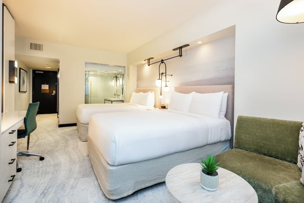 Room, 2 Queen Beds
