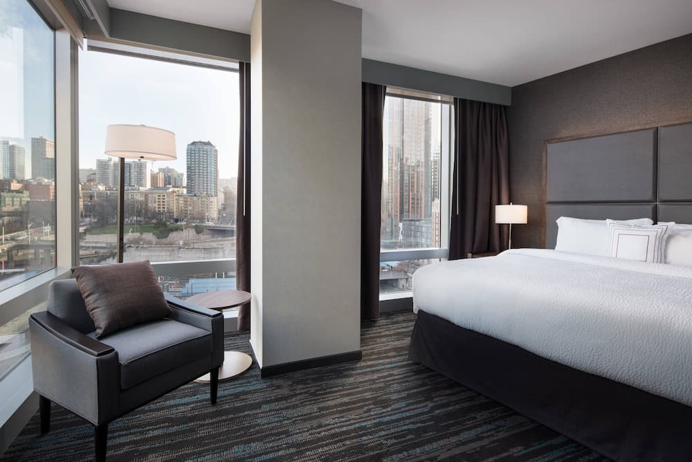 Executive Suite, 1 Bedroom, City View