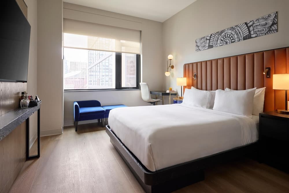 Room, 1 King Bed (ADA)
