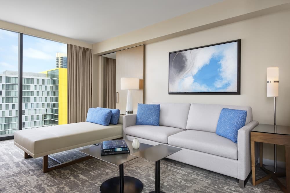 Suite, 1 Bedroom (Sofa Bed)