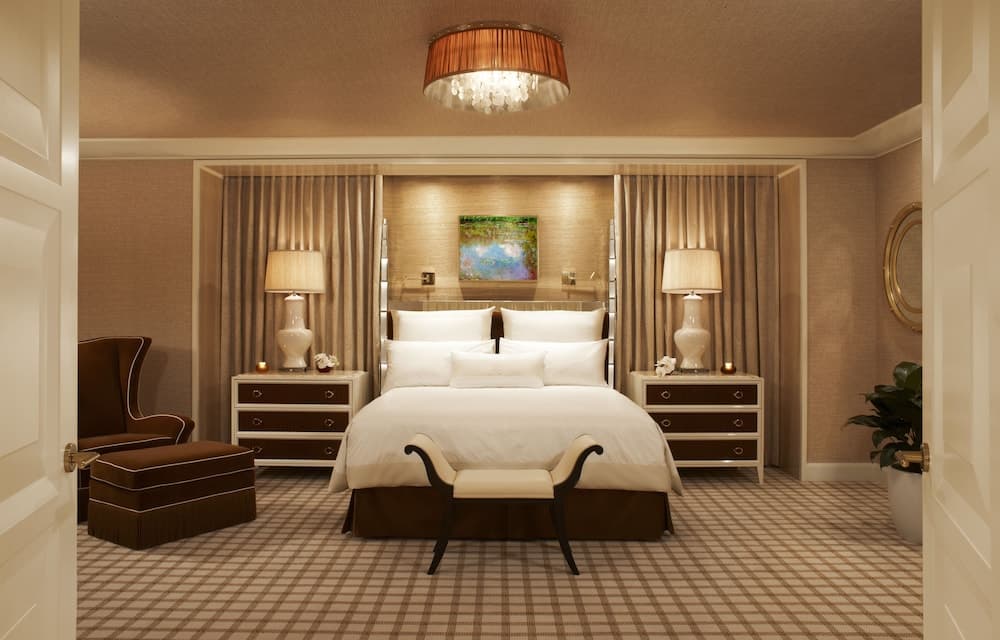 Encore Tower Suite Salon
