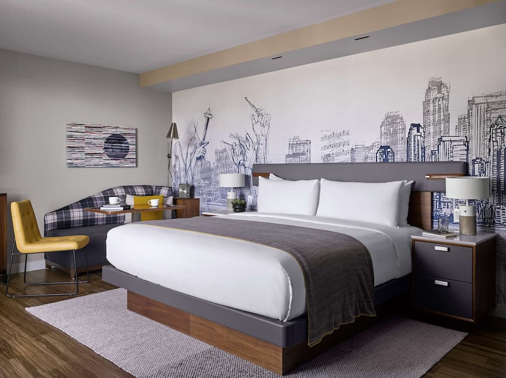 Room, 1 King Bed, Accessible (3x3 Shower)
