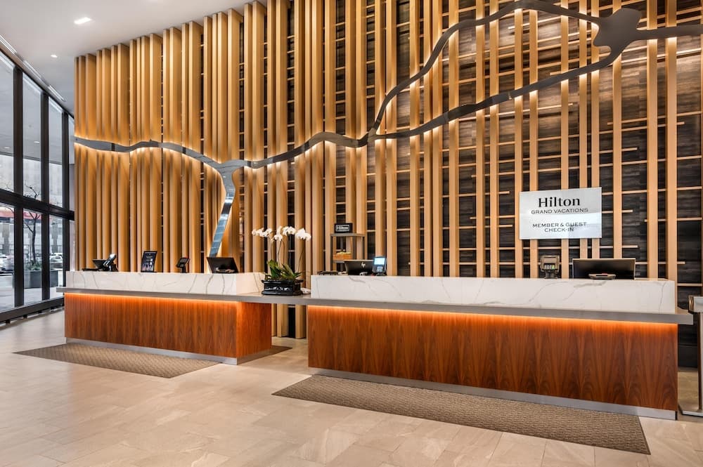 Hilton Grand Vacations Club Chicago Magnificent Mile photo