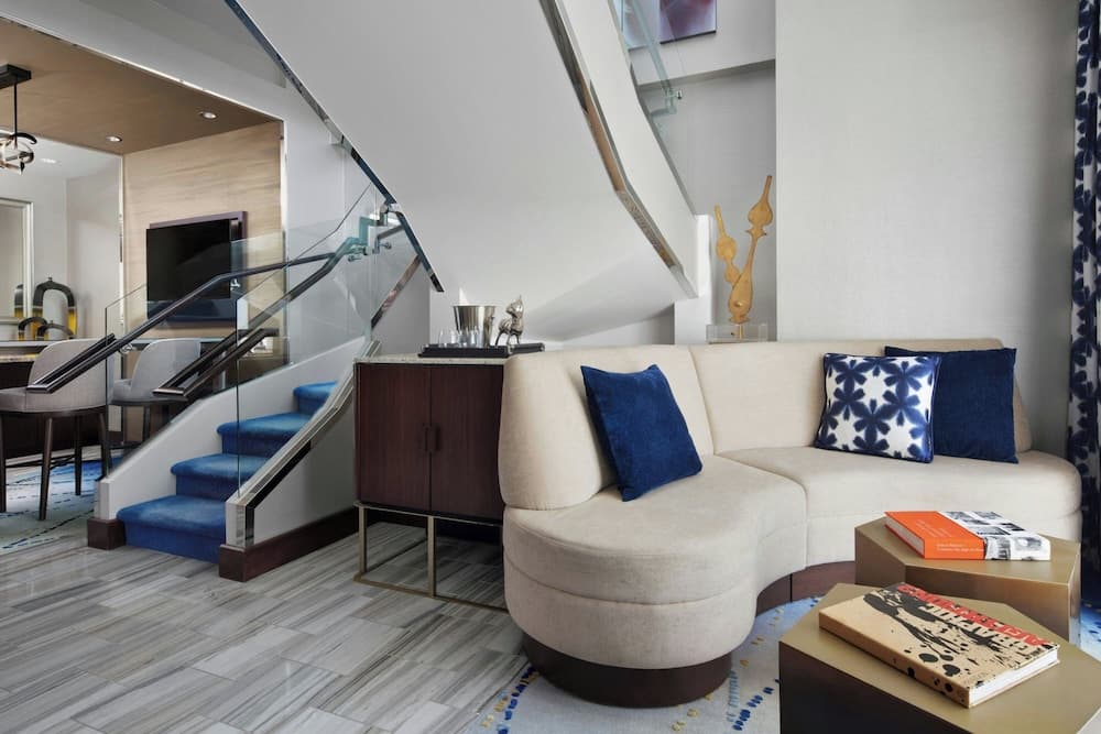 Restore Lanai Suite