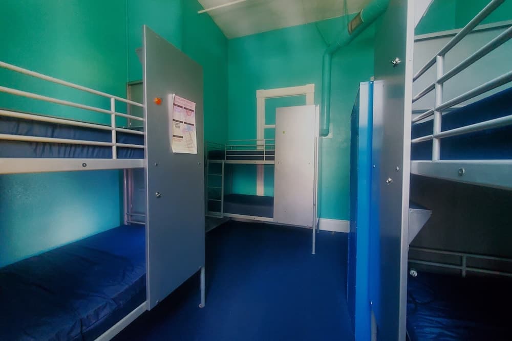 Standard Single Room, Multiple Beds, Non Smoking, Shared Bathroom