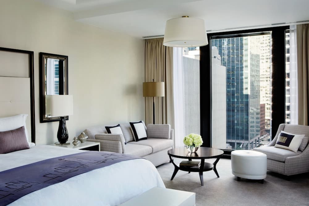 Junior Suite, 1 King Bed