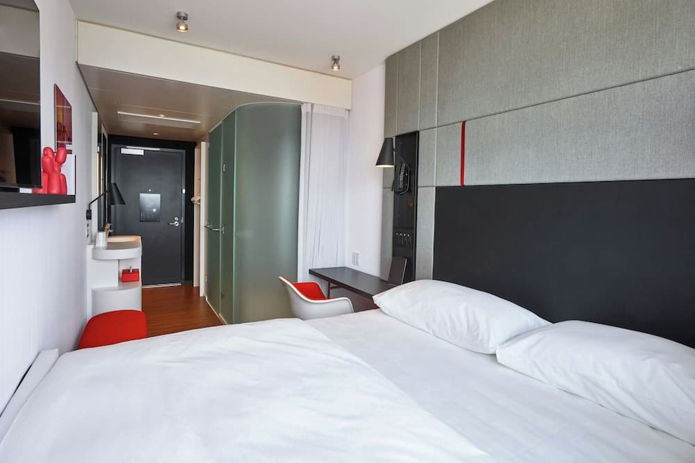 Room, 1 King Bed
